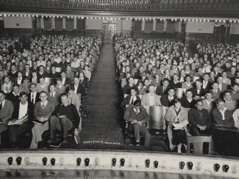 Students gather for a citizenship lecture in 1924.