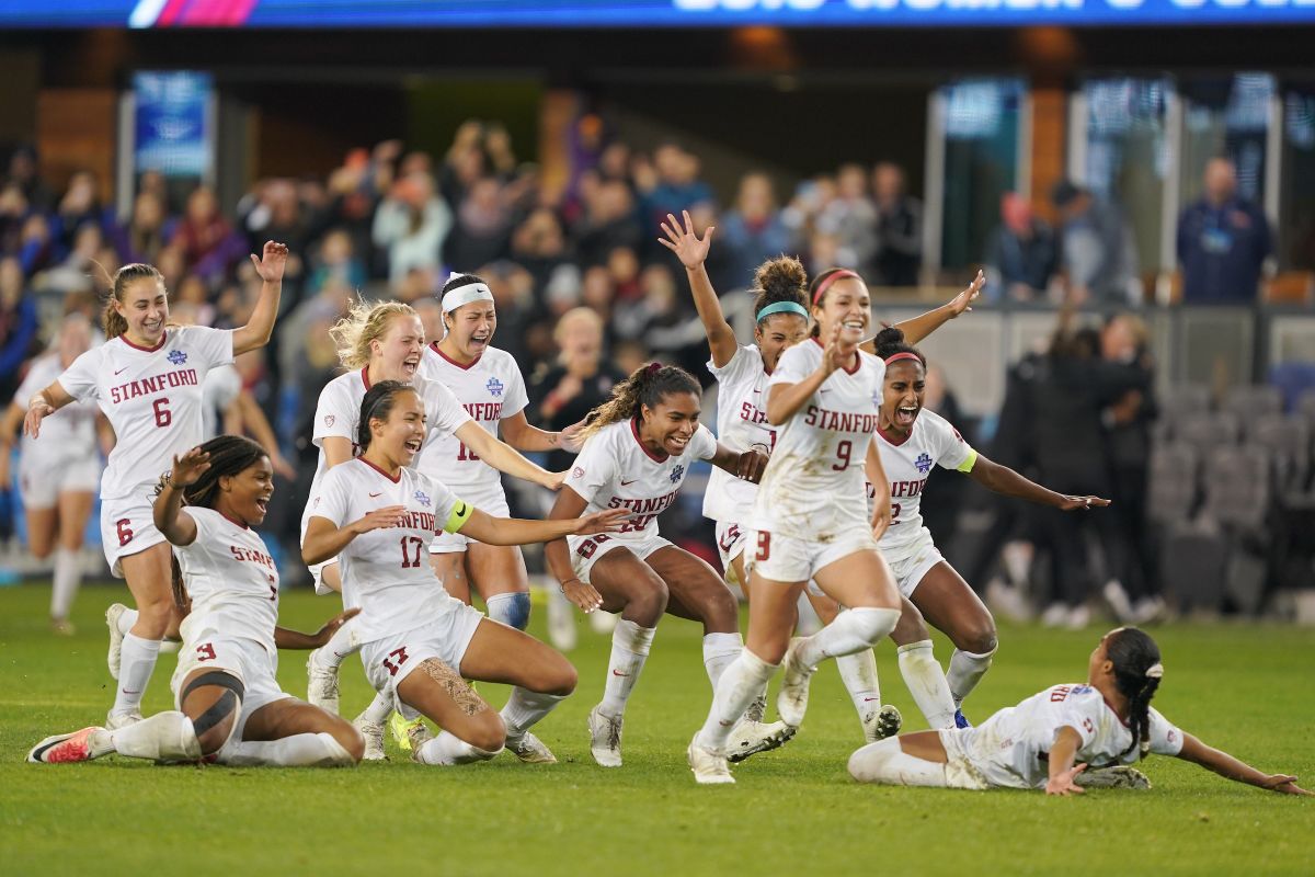 Invest in tomorrow’s leaders studentathletes Giving to Stanford