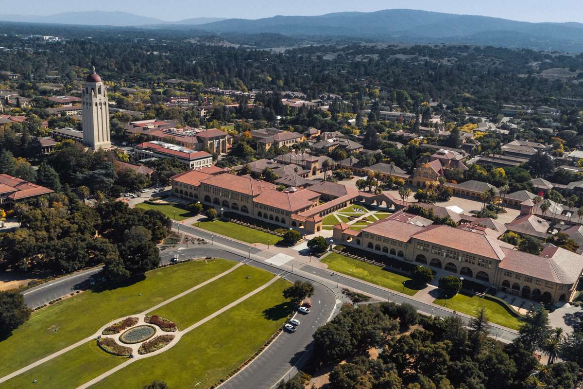 to the Stanford Alumni Association Stanford Alumni Association